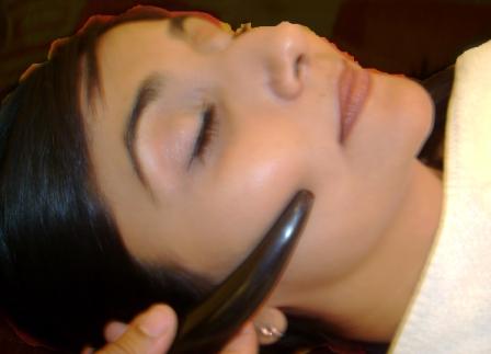 facial revitalisation guasha &copy; Copyright Holistic Tranquillity 2006